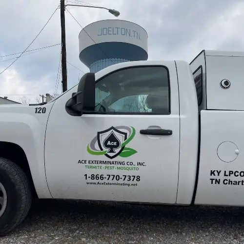 Ace Exterminating service truck | Professional pest control services in Middle Tennessee & Southern Kentucky